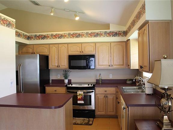 2nd image of 4160 Climbing Aster Ct