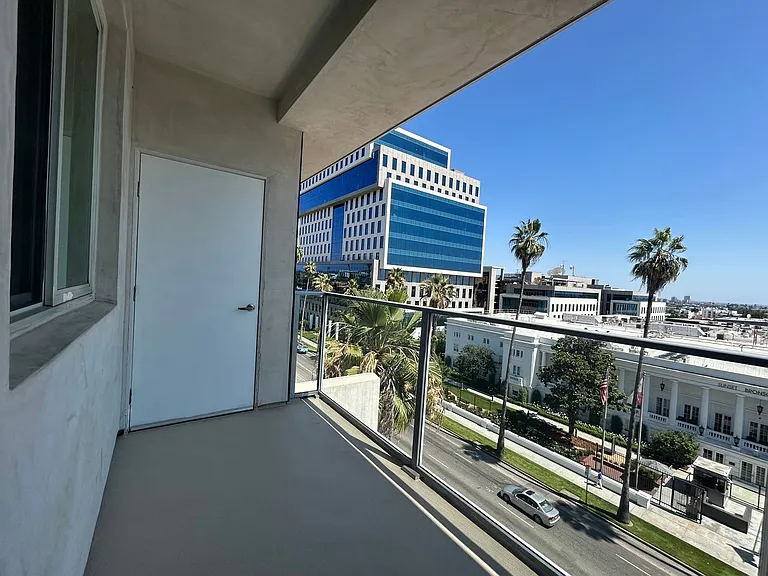 The William on Sunset — Photo 65