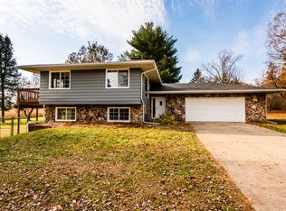 195 Knott Rd, Niles, MI 49120