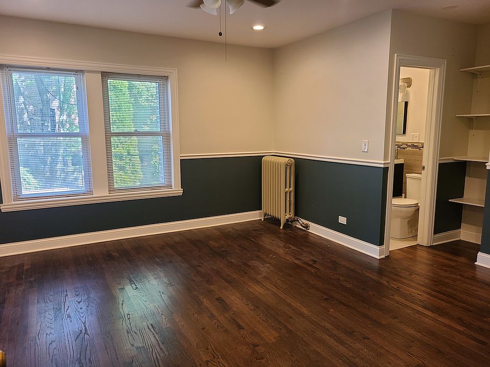 1st image of 4024 N Ashland Ave APT 110