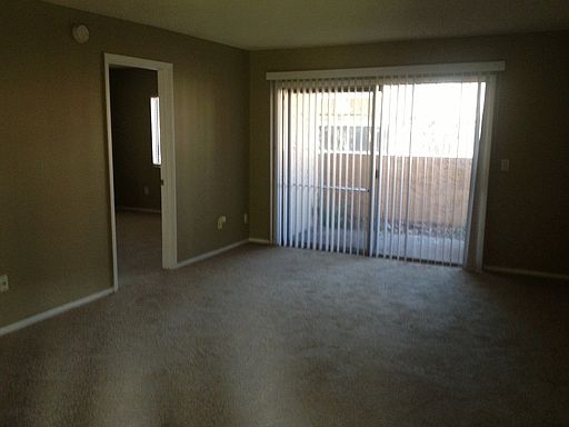 3rd image of 608 Kenwick 103 Cir