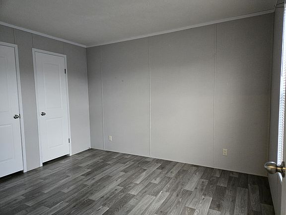 4th image of 132 Dove Dr