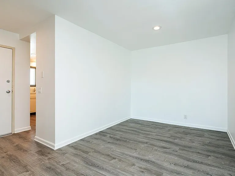 540 Hawthorn St #3A — Photo 6