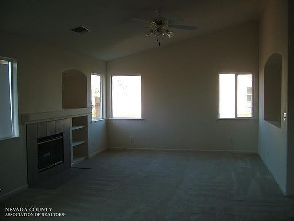 5th image of 150 Dakota Ct