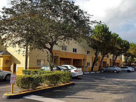 2nd image of 14910 SW 82nd Ter Unit 15-202
