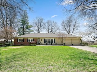 3505 W 93rd St, Leawood, KS 66206