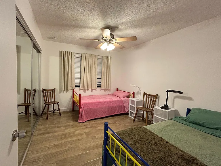 3402 Gardens East Dr #14A — Photo 11