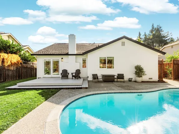 2321 Stonehouse Drive, Napa, CA 94558