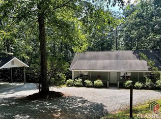 410 Holly Ln, Cleveland, GA 30528