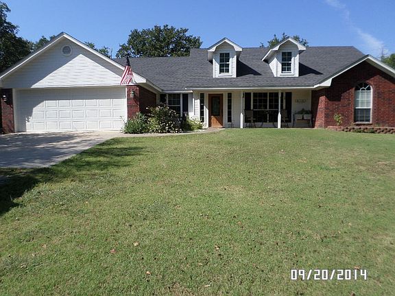 2nd image of 10 Dewey Dr