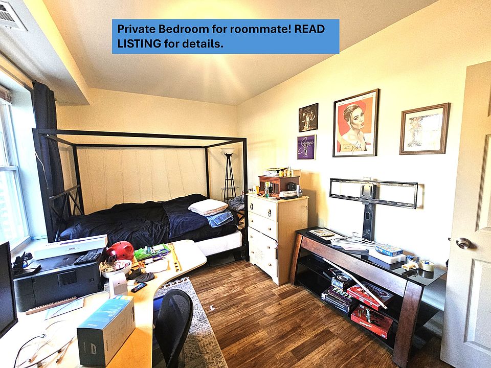 1st image of 2416 W Bryn Mawr Ave APT 1