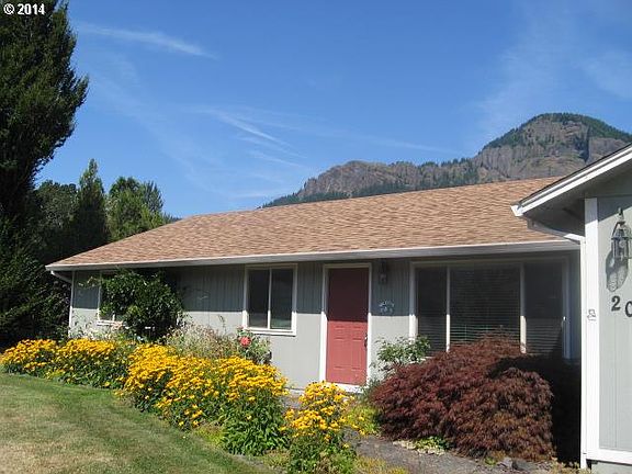 2nd image of 204 Farwest St