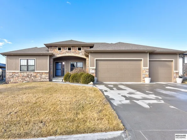 10628 S 189th St, Omaha, NE 68136