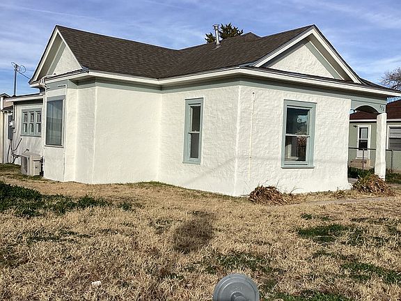 2nd image of 532 W 15th St