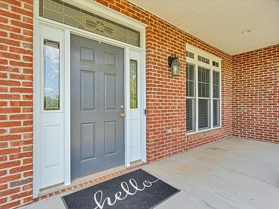 3rd image of 231 Freedom Ln
