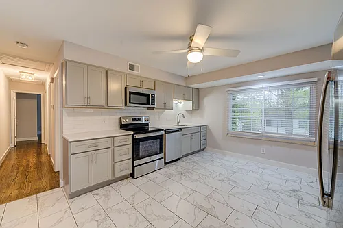 *Coming Available June 6th* Beautifully Renovated 2 bedroom in Arnold Photo 1