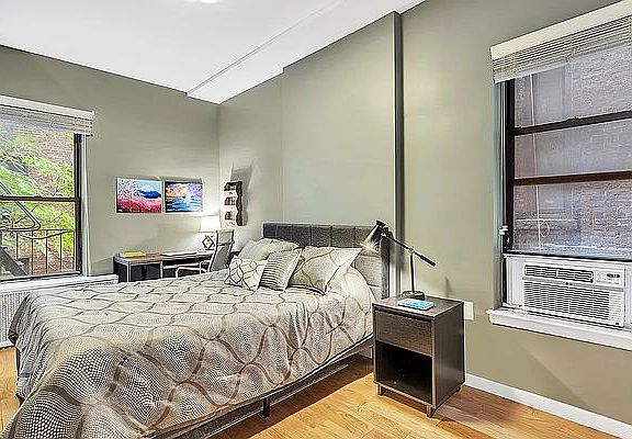 3rd image of 348 W 56th St APT 3C