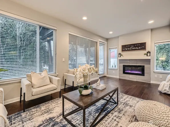 19225 Damson Rd Unit A-3, Lynnwood, WA 98036