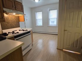 244 Lakeview Ave, Clifton, NJ