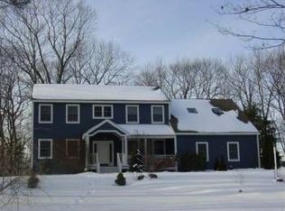 36 Stapleford Dr, Falmouth, ME 04105