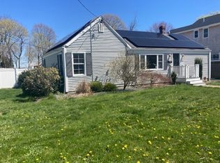 60 North St, Somerset, MA 02726