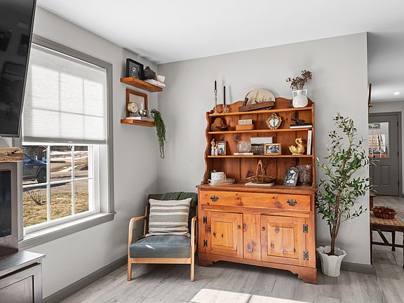 5th image of 72 Deer Ridge Lane