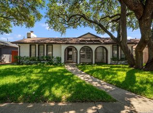 424 Fenwick Dr, Windcrest, TX 78239