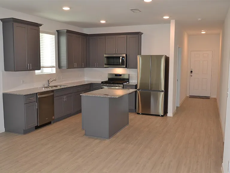 23511 Weir Box Rd — Photo 2
