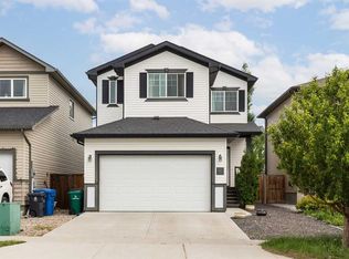 867 Miners Blvd S, Lethbridge, AB T1J 5L9