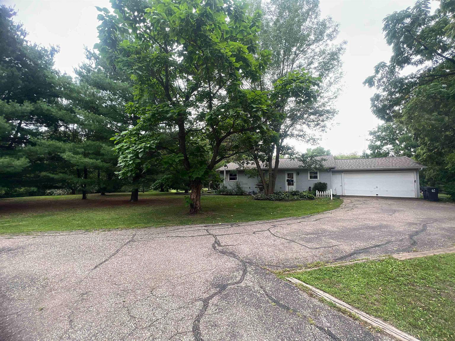501 Slough Rd, Weyauwega, WI 54983 Zillow