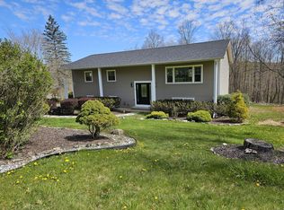 8 Butternut Ln, New Fairfield, CT 06812