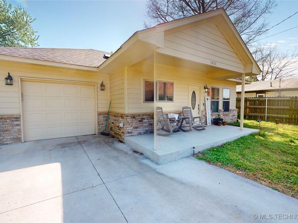 1831 Oak Hills Ln, Ada, OK 74820