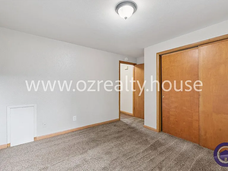 1733 Christian Ave #2 — Photo 12