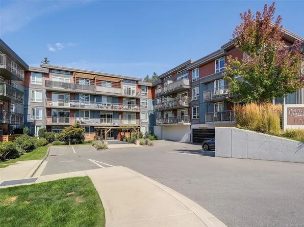 110 Presley Pl #212, View Royal, BC V9B 0Z1