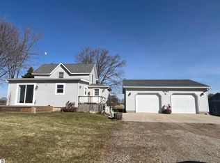 8289 E Millbrook Rd, Shepherd, MI 48883