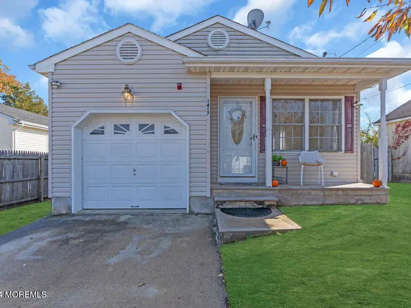 1417 Longboat Avenue, Beachwood, NJ 08722