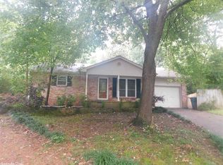 12 Abby Ln, Little Rock, AR 72227