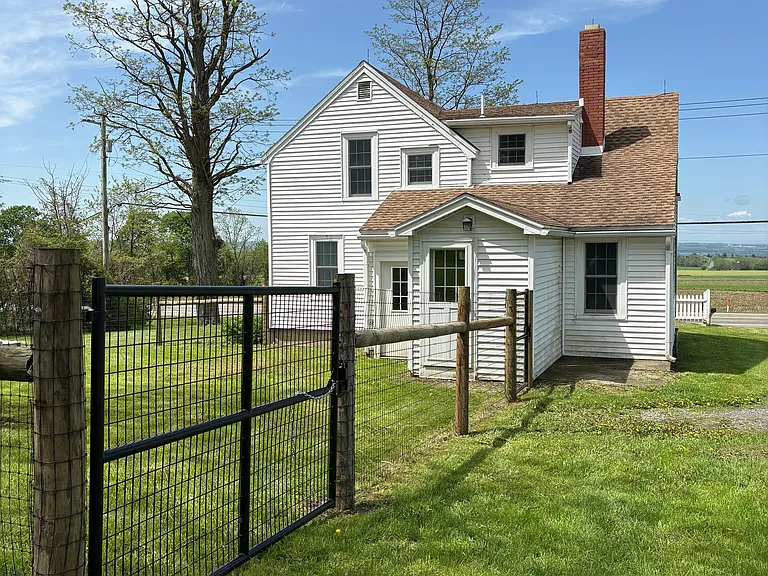 1386 State Route 34B — Photo 2