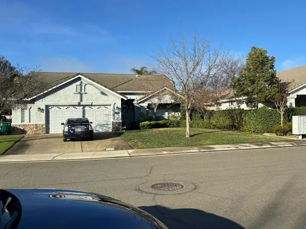 627 Live Oak Ct, Lodi, CA 95242