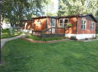 410 Cambridge Dr, Bismarck, ND 58504