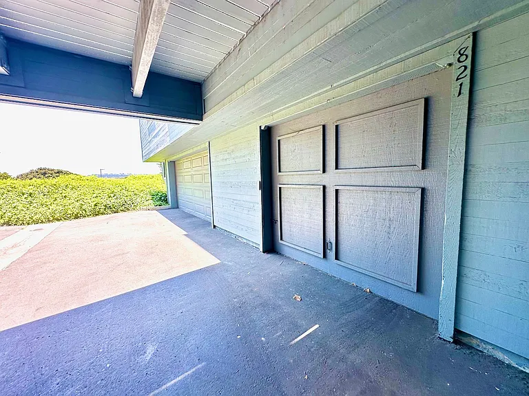 821 America Way — Photo 31