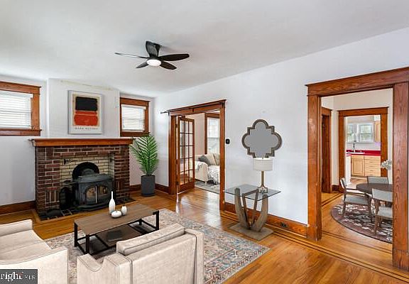 3rd image of 3102 Northway Dr