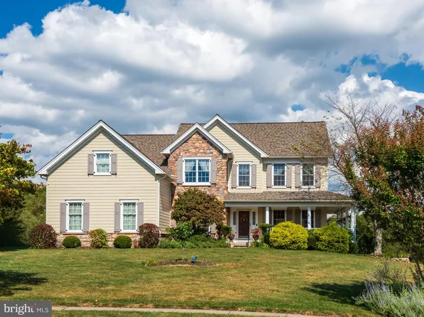 1664 Royal Berkshire Cir, West Chester, PA 19380