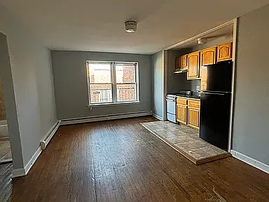 321 Sanford Ave #4 — Photo 2
