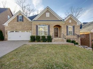6033 Christmas Dr, Nolensville, TN 37135
