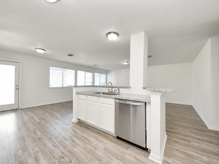 20623 Patriot Park Ln — Photo 14