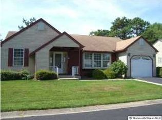 12 Berkshire Rd, Whiting, NJ 08759