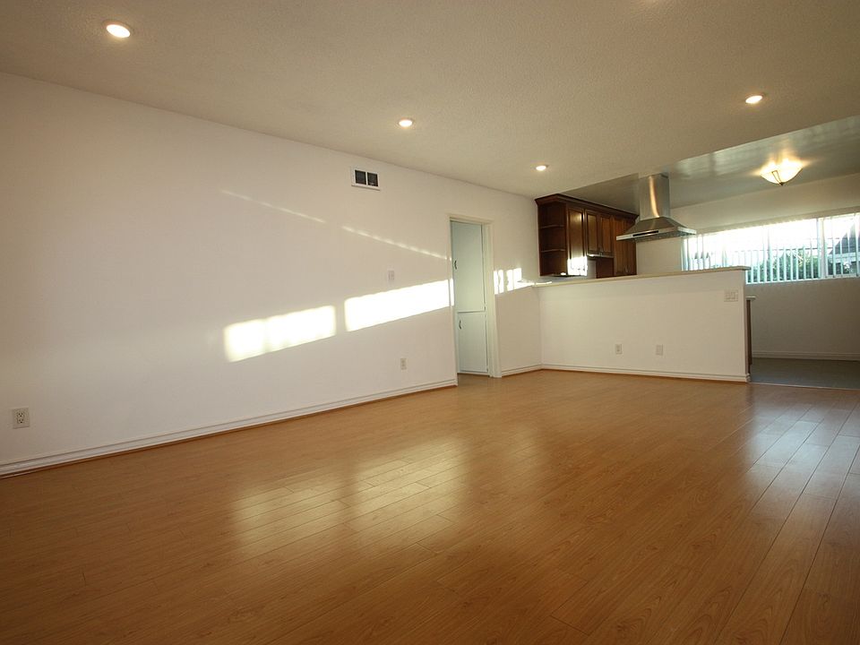 1st image of 5011 Sawtelle Blvd #7