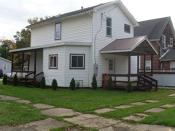 2nd image of 223 N Drake St