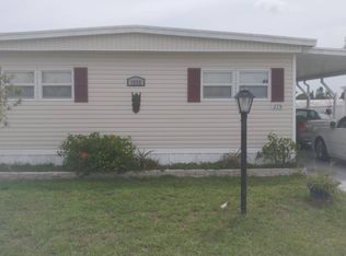 1692 Moonraker Dr, Ruskin, FL 33570